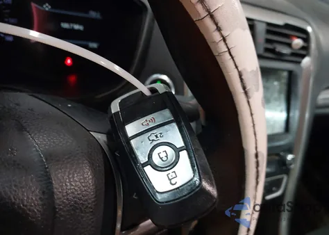 2018 Ford Fusion Se z USA, uszkodzony, nr VIN 3FA6P0H71JR190549